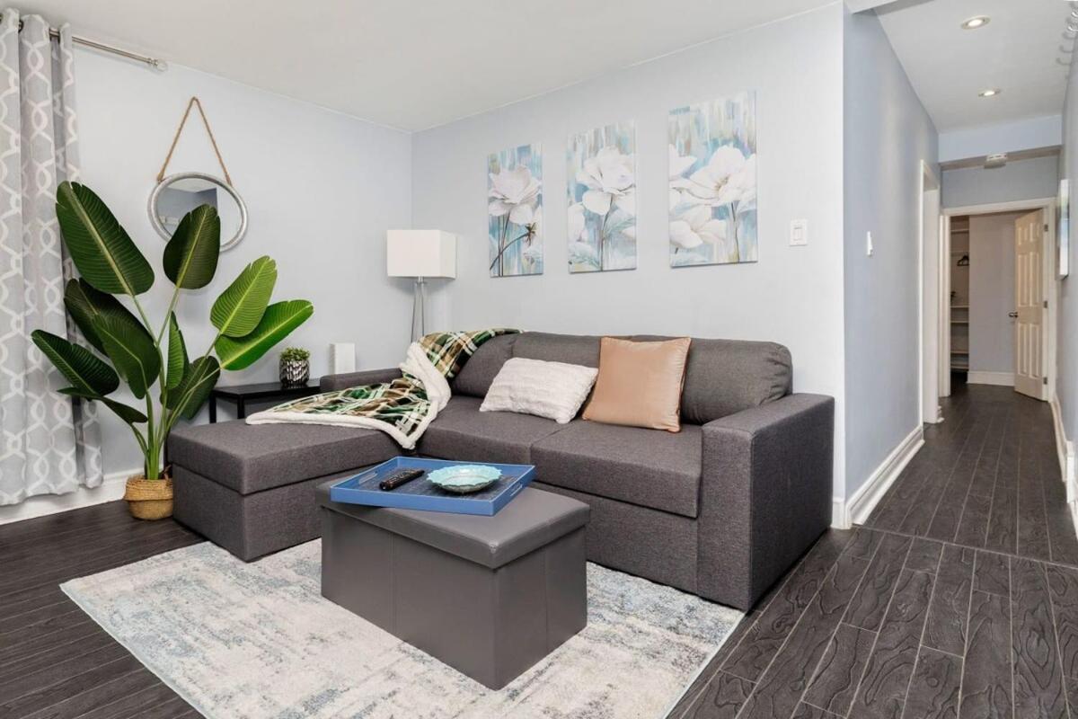 Pet-Friendly Home - Near Chinatown & Little Italy Ottawa Exterior photo