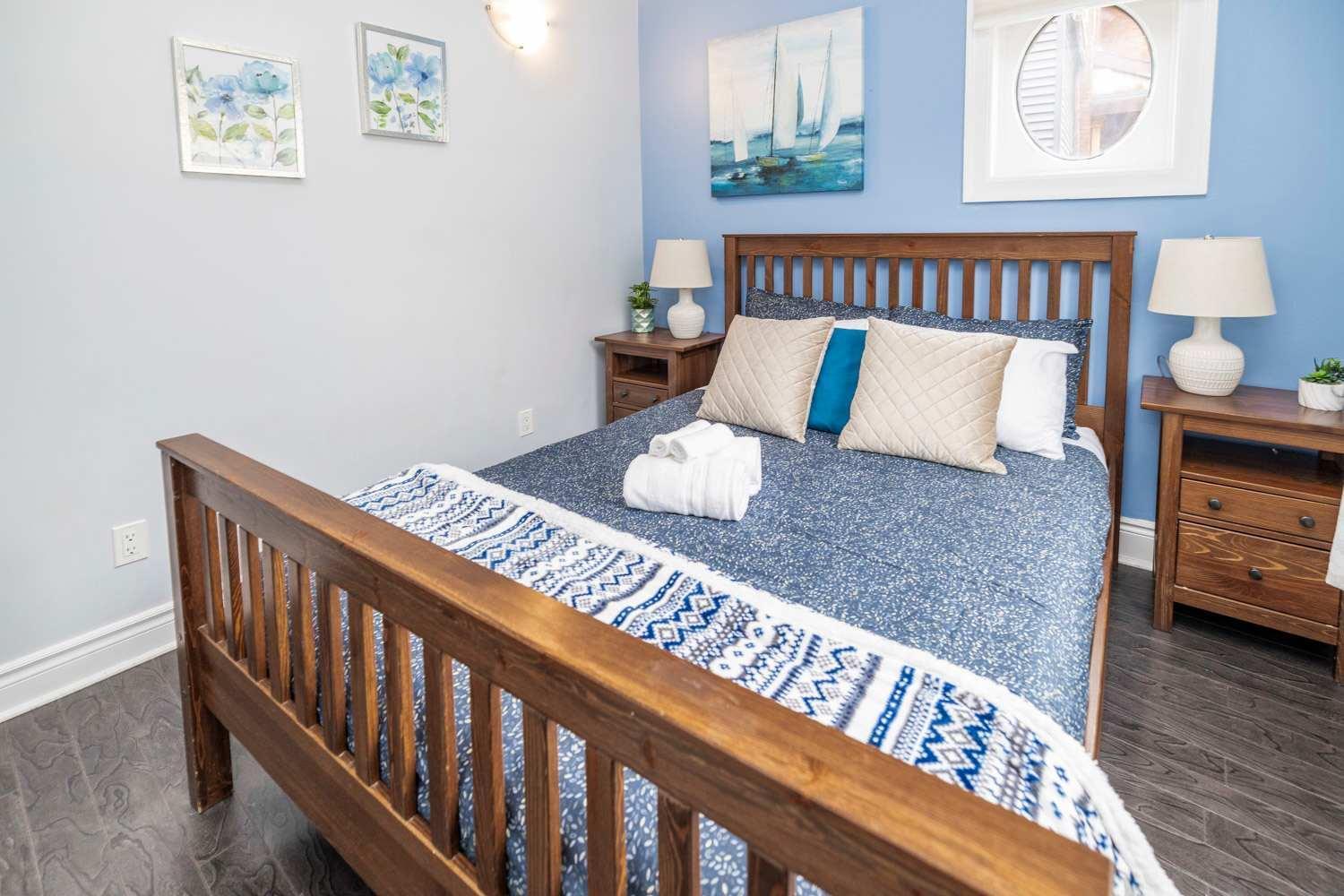 Pet-Friendly Home - Near Chinatown & Little Italy Ottawa Exterior photo
